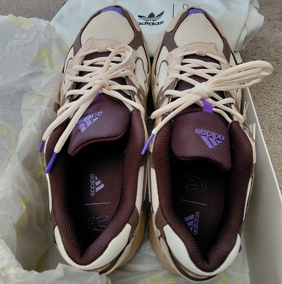 Adidas Bad Bunny Response CL - Picture 6 of 6